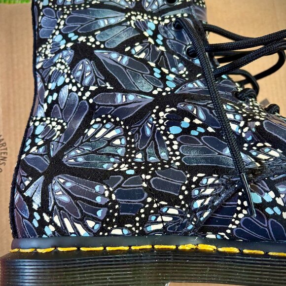 NEW Doc Dr. Martens 1460 Butterfly Print Combat Boots! - Picture 2 of 7